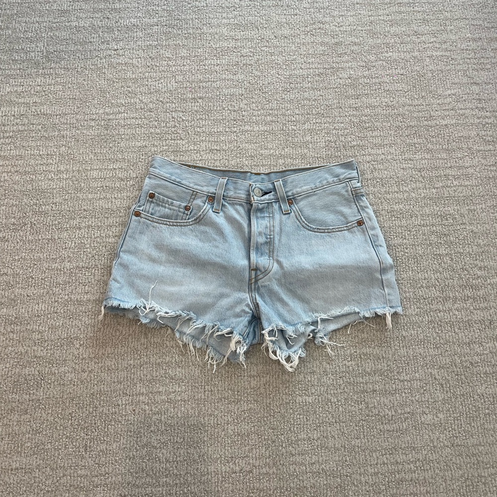 Levi’s 501 jean shorts